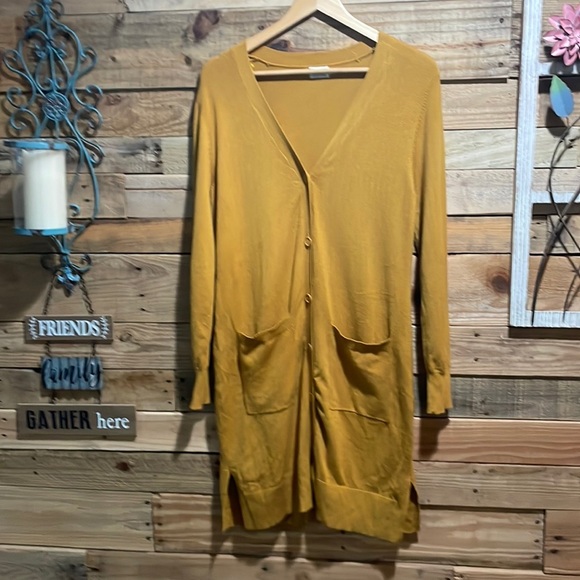 Cielo Sweaters - Cielo Gold/Mustard Cardigan